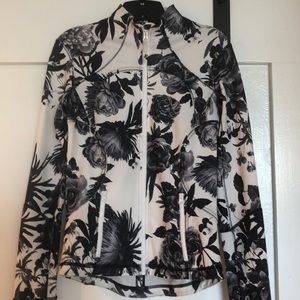 Lululemon floral jacket Size 4